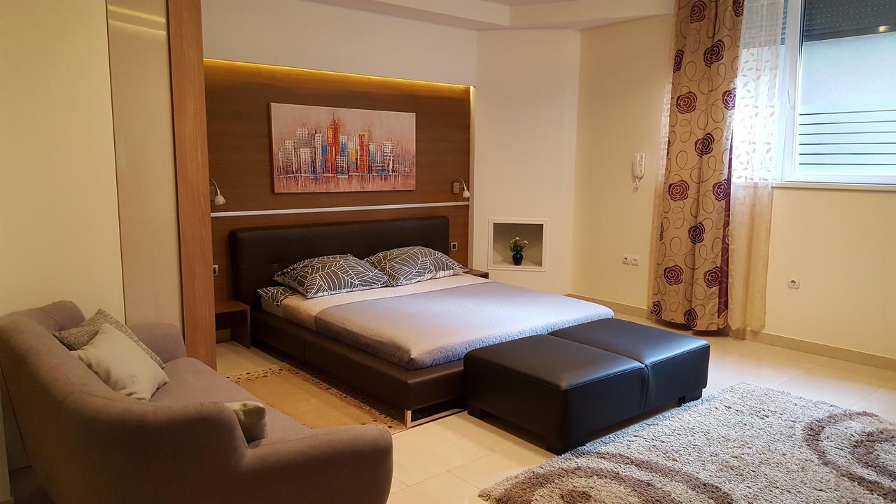 Appartamento Centar Lux Vrsac Esterno foto