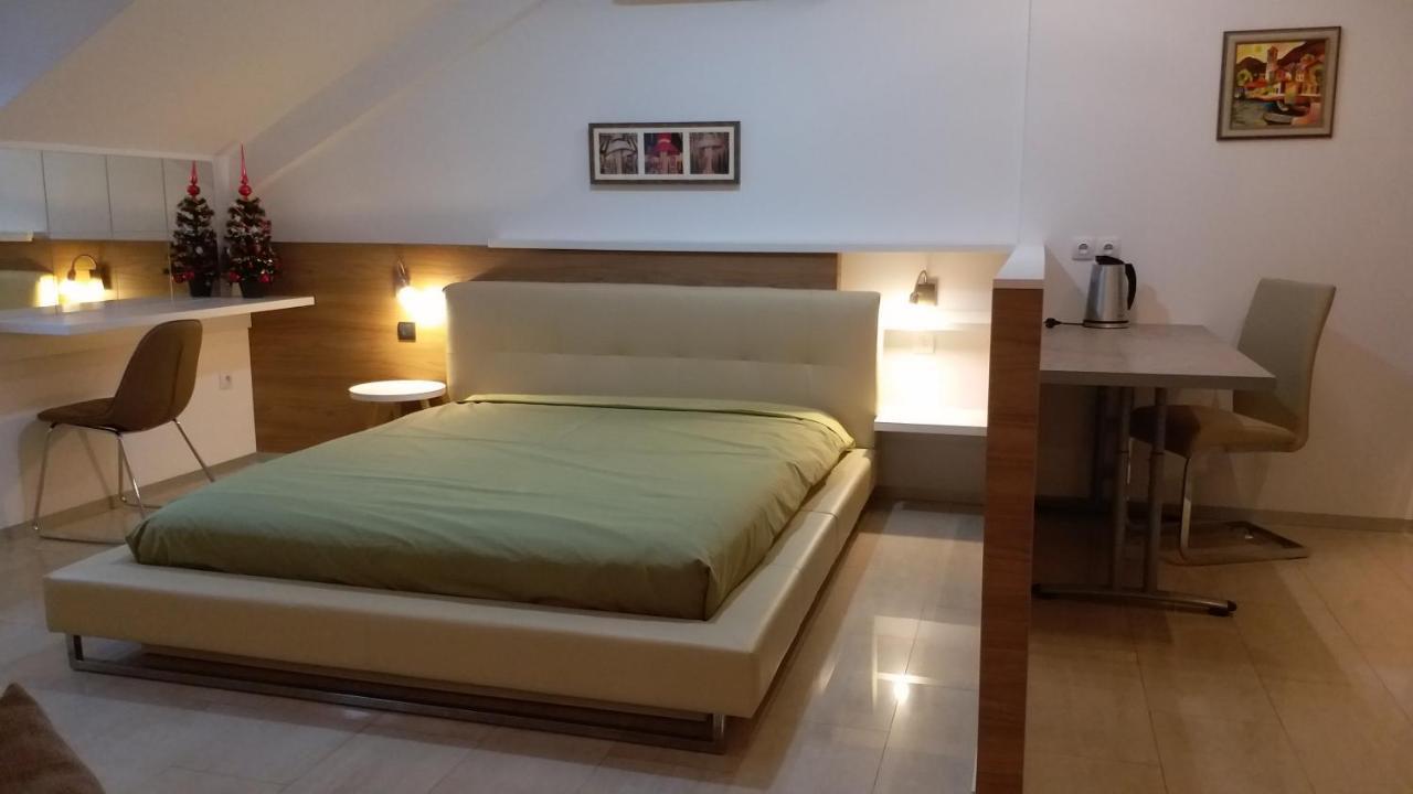 Appartamento Centar Lux Vrsac Esterno foto
