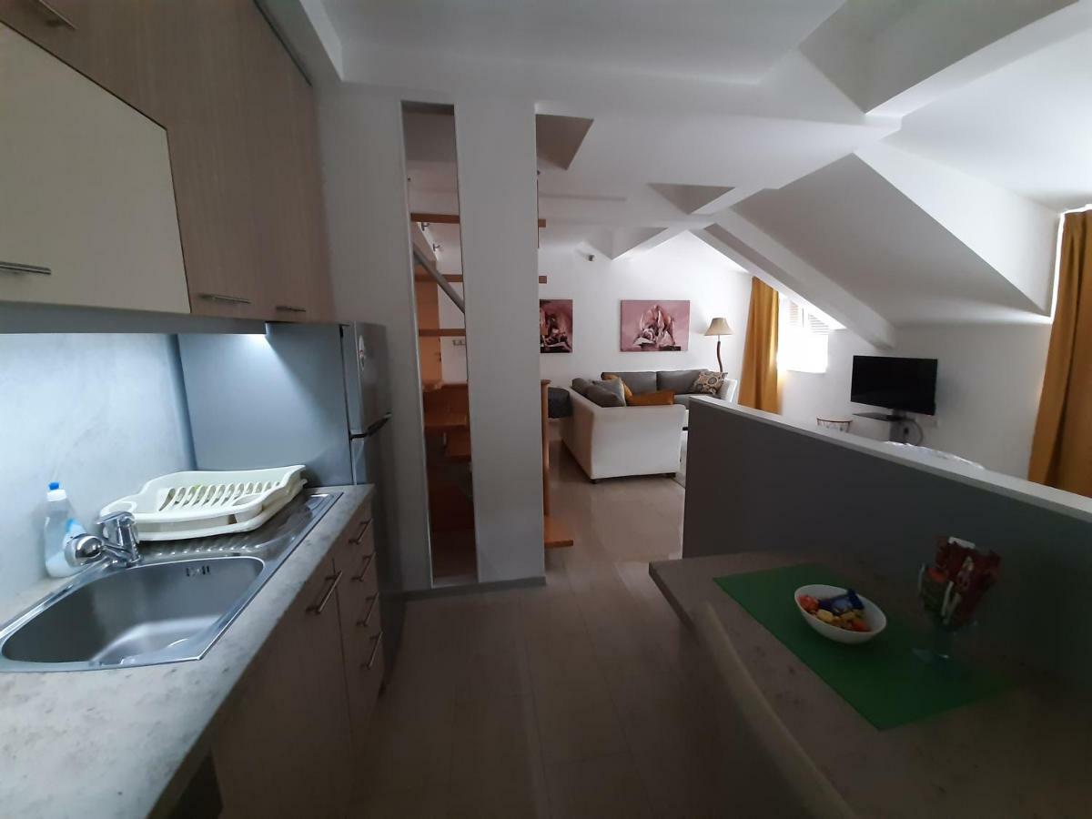 Appartamento Centar Lux Vrsac Esterno foto