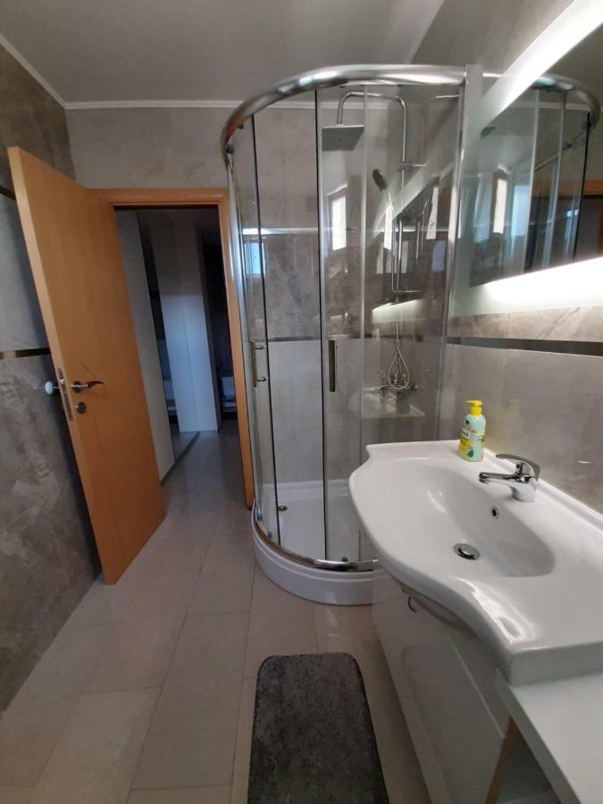 Appartamento Centar Lux Vrsac Esterno foto